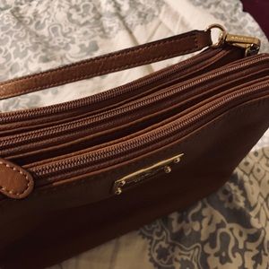 Michael Kors 3-pocket, brown leather crossbody